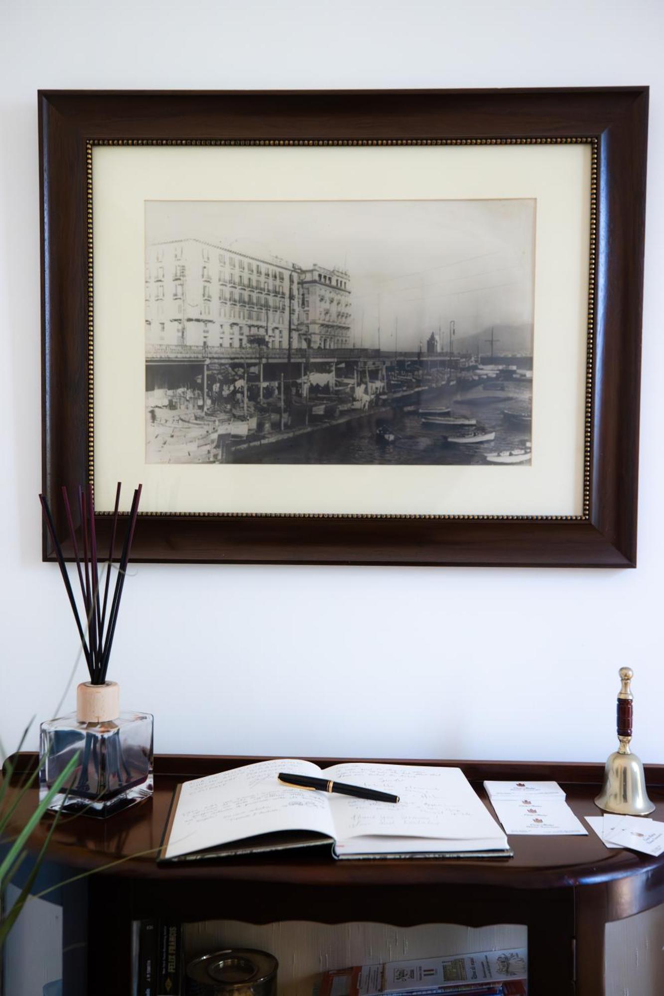 Casa Matys Apartment Napoli Bagian luar foto